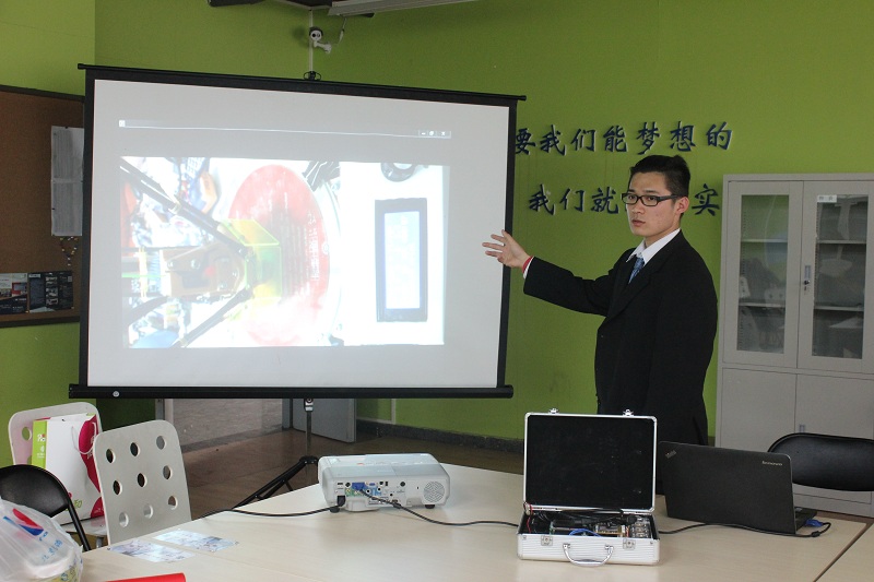 2015“冯如文化节”系列活动——成功大学与Betway必威西汉姆联同学间的思维碰撞